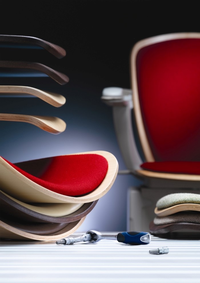 Vyberte si stoličkový výťah, ktorý bude farebne ladiť s vaším domovom